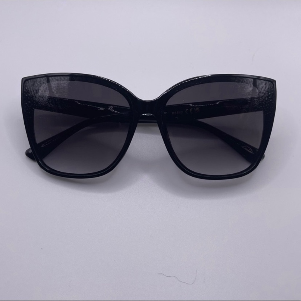 Glitter Trim Cat Eye Black Sunglasses